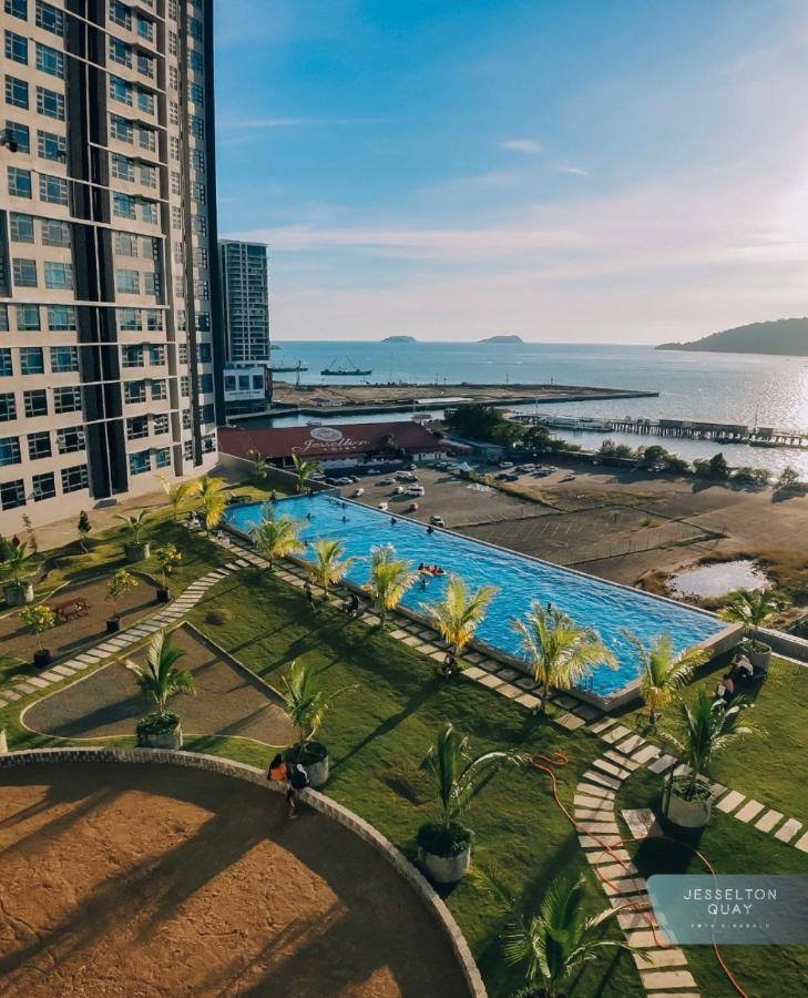 Botiza Suites At Jesselton Quay 코타키나발루 외부 사진